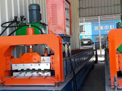 陕西卷帘门成型机