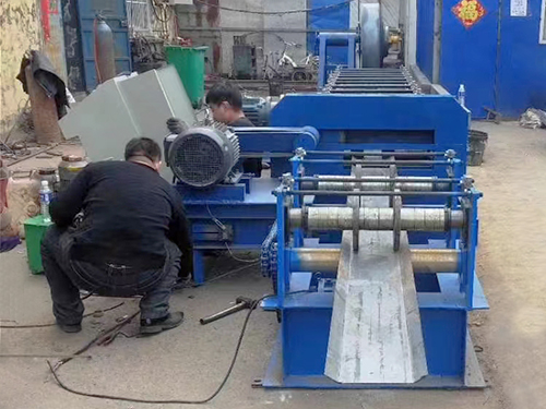 陕西止水钢板机