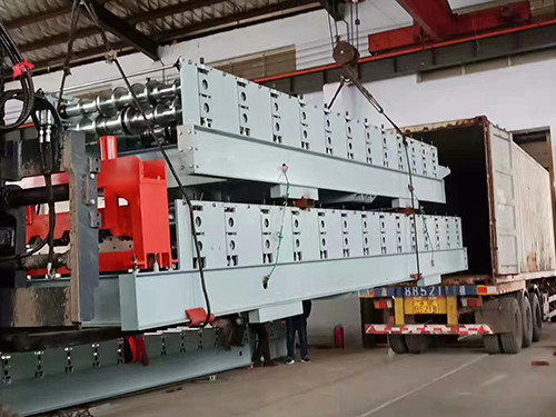 陕西彩钢楼板成型机